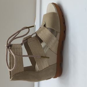 Sorel Sandals, size 10, beige